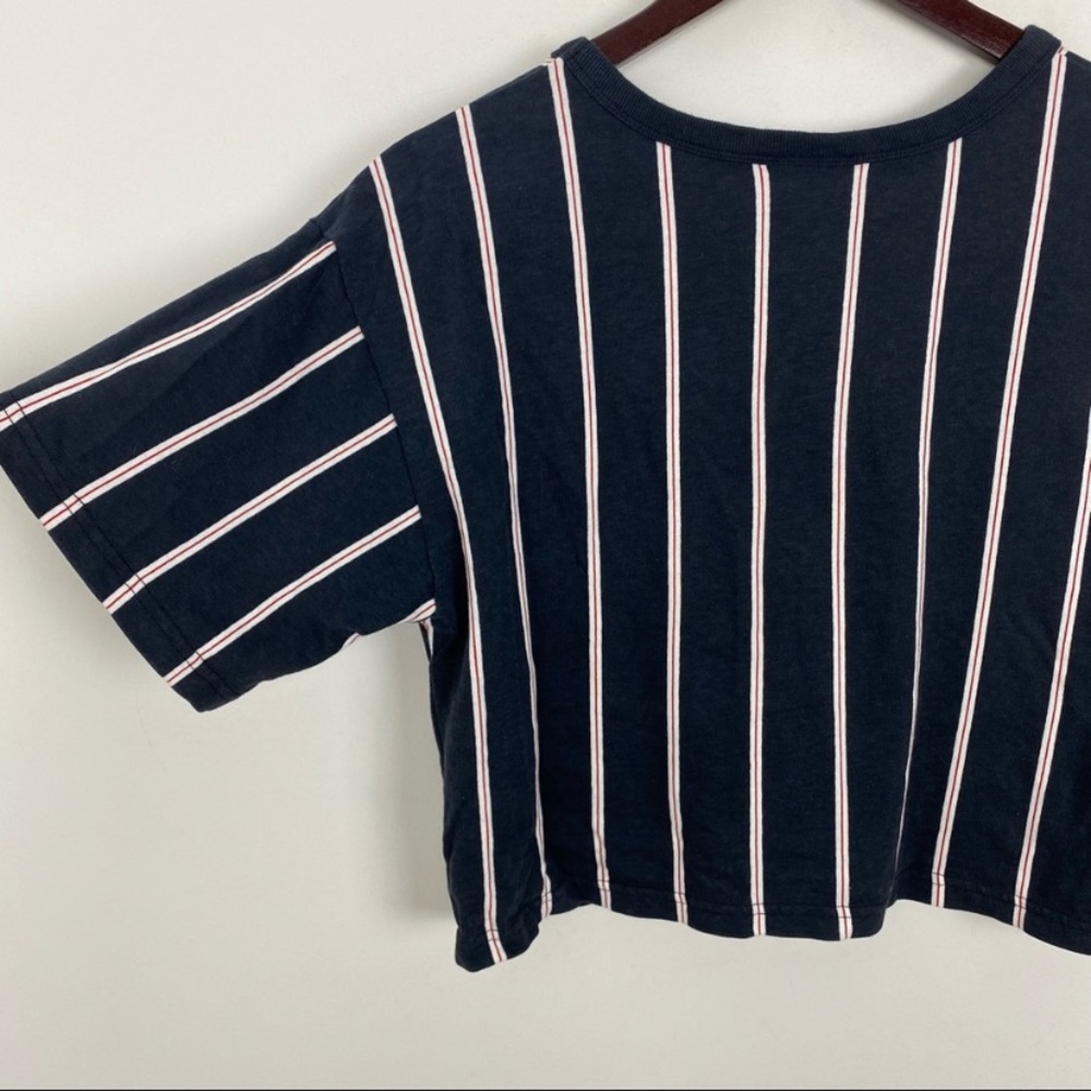 Champion Blue Striped Cropped Basic Round Neck Sh… - image 4